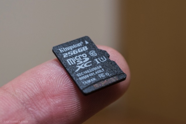Kingston　microSDカード　小さい