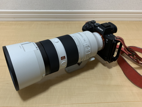 SONY  デジタル一眼カメラ　Eマウント用レンズ FE 100-400F4.5 SONYのFE 100-400mm F4.5-5.6 GM OSSは軽くてコンパクトなのに