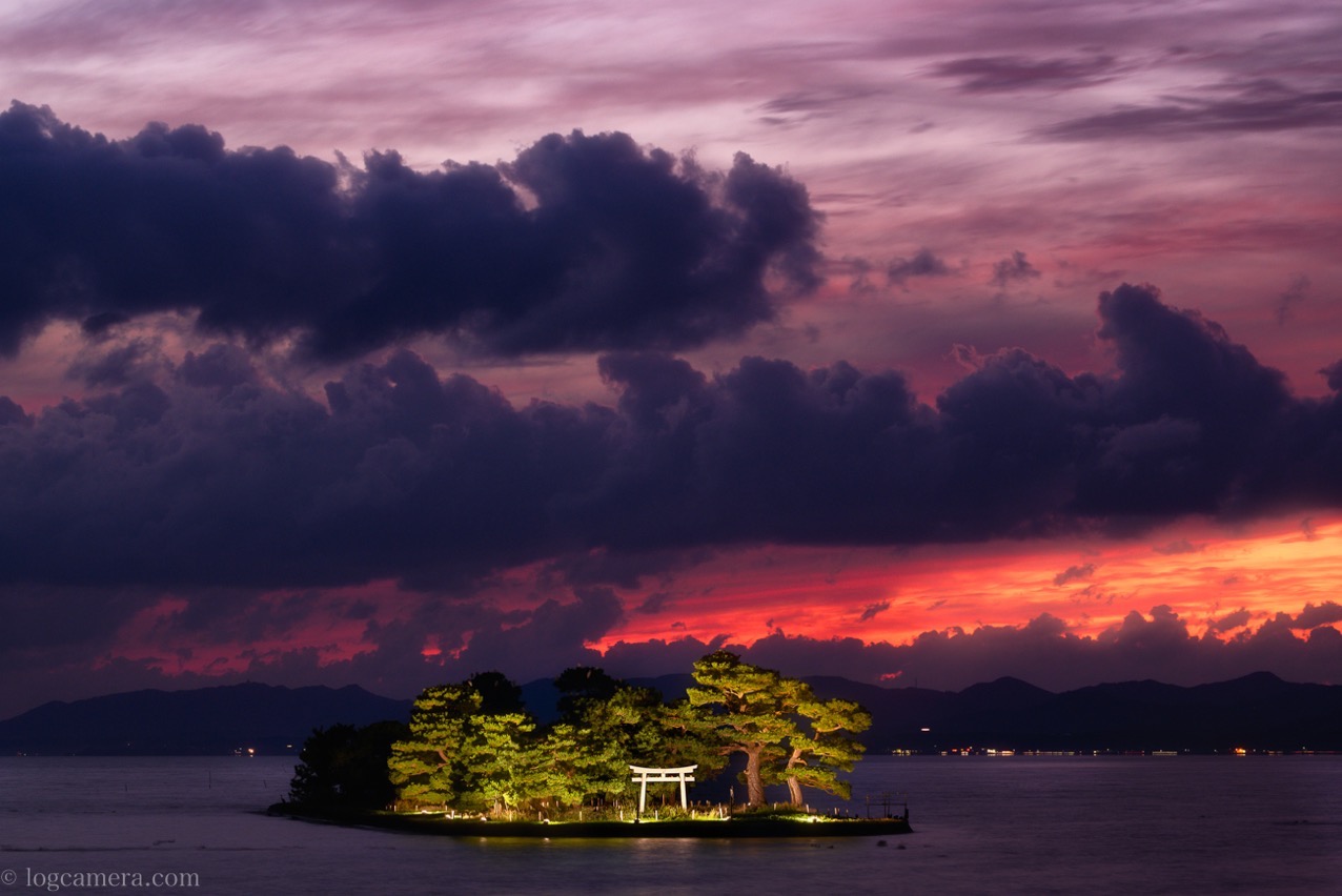 宍道湖でライトアップされた嫁ヶ島を撮影してきた！